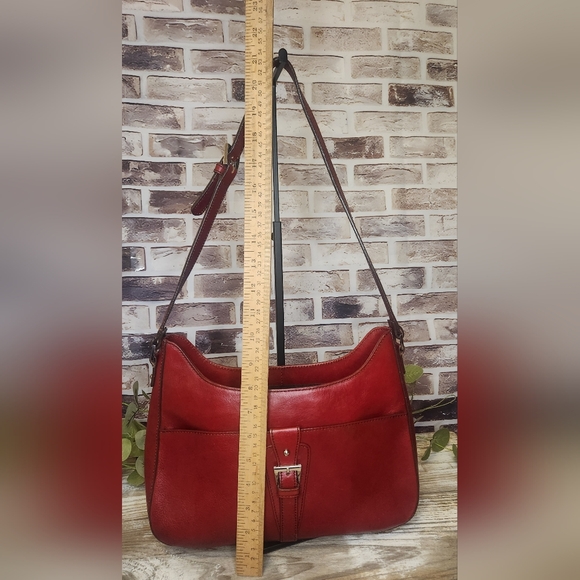 Etienne Aigner Vintage Dark Red Adjustable Strap Shoulder Bag - Picture 7 of 16